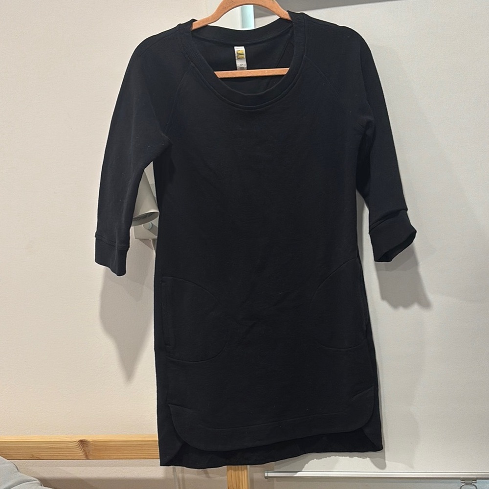 Lole Black Tunic Top with 3/4 Sleeves